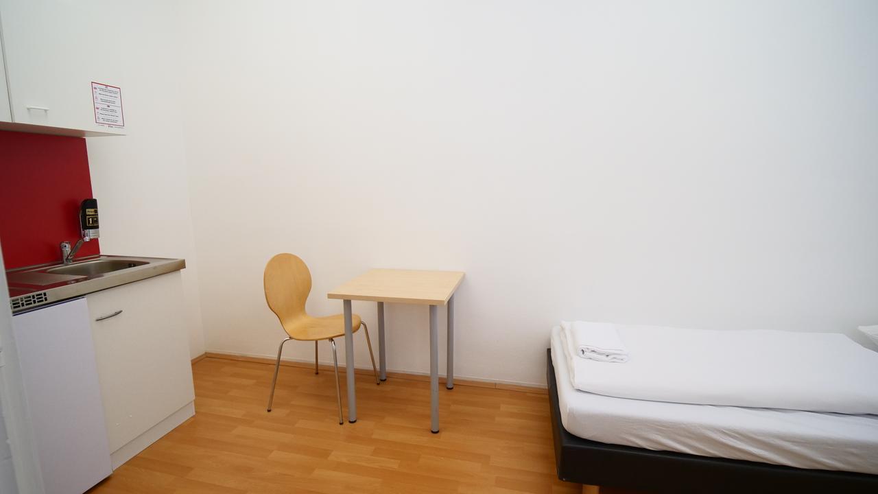 Easyroom Vienna - Low Budget Hostel Exteriör bild